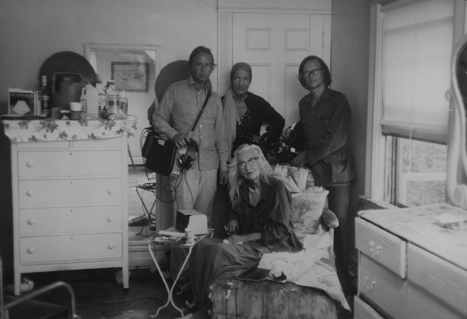 Edith Bouvier Beale and Edith "Little Edie" Beale behind the scenes of GREY GARDENS ('75) with directors Albert & David Maysles.