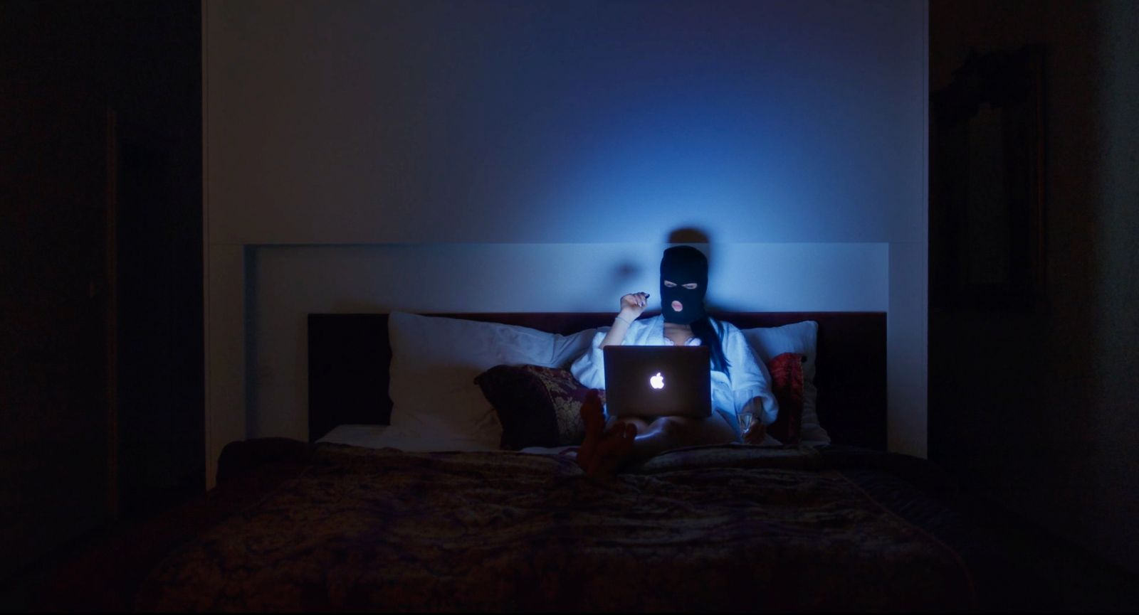 Virtual Girlfriends Review: The OnlyFans Economy - POV Magazine