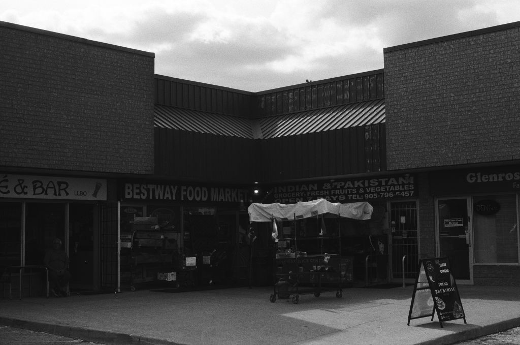 Bestway is a longstanding South Asian grocery store in Brampton. One of the many shops that makes products from our homelands accessible to the community